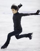 Hanyu gets ready for Skate Canada