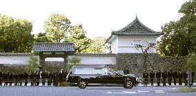 Prince Mikasa's funeral held at Tokyo cemetery