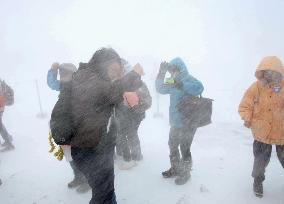 Alpine route opens for season, with 19-meter snow walls