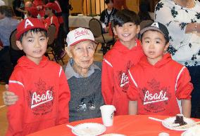 "New Asahi" celebrate legacy of Japanese-Canadian baseball legends