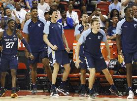 Basketball: Grizzlies' Watanabe
