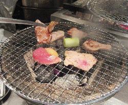 Well-roasted pheasant breast meat served at Tokyo restaurant