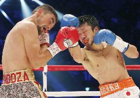 Boxing: Yaegashi grabs 3rd world title