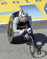 Tsuchida places 3rd in women's wheelchair at Boston Marathon