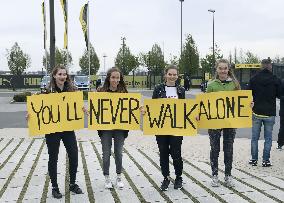 Dortmund loses in CL q'final 1st-leg after explosions