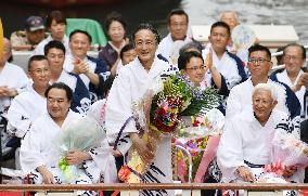 Kabuki actors cruise through central Osaka