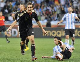 Germany thrash Argentina 4-0