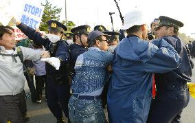 Okinawa people rally against U.S. base relocation