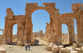 Researchers gather in Lebanon to save Syrian ruins