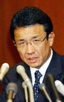 (2)LDP lawmaker apologizes for molesting woman, vows to quit dri