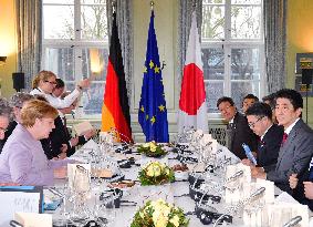 Free trade in focus as Japan, Germany leaders hold talks