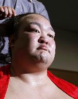 Sumo: Kisenosato's 4th consecutive loss