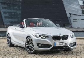 BMW Japan unveils 2 Series Convertible