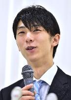 Hanyu to unveil programs for upcoming season