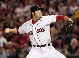 Tazawa perfect in relief for Red Sox