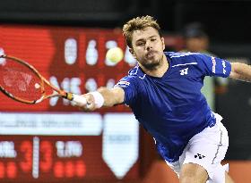 Wawrinka moves to quarterfinals at Japan Open tennis