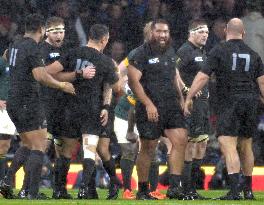 New Zealand edge South Africa to reach World Cup final