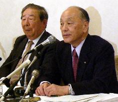 Akiyama to remain in Kansai Economic Federation's top post
