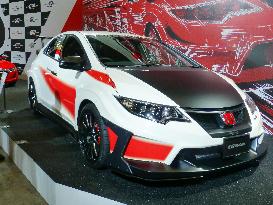 880 cars showcased at Tokyo Auto Salon