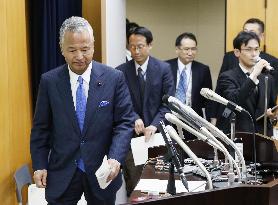 Economy minister Amari vows "accountability" over bribery allegation