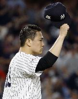 Tanaka keeps Yankees alive in ALDS