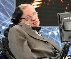 Stephen Hawking, known for black hole studies, dies at 76