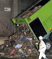 Tokyo begins disposing of debris from quake-hit Miyako