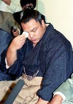 Former yokozuna Chiyonofuji dies at age of 61