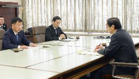 Science minister meets Fukui Gov. over Monju decommissioning
