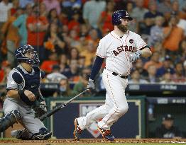 Baseball: Astros beat Yankees to force ALCS Game 7