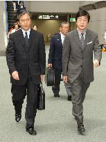 Japan team leaves for Beijing for talks with N. Korea