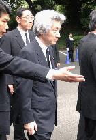 1,500 people bid final farewell to ex-premier Miyazawa