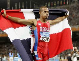 (2)Dominican Republic's Sanchez wins men's 400m hurdles
