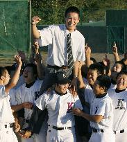 High school fastballer Tanaka picked by Rakuten
