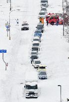 Snow hits western Japan