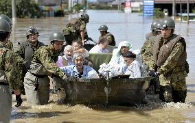 Japan struggles with floods for 2nd day