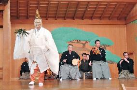 Noh to be performed to mark 5th anniv. of disaster