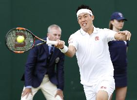 Nishikori competes in Wimbledon 3rd round