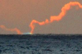 CORRECTED Blue flash seen on setting sun in Antarctic Sea