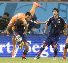 Okazaki, Bamba clash in Japan-Ivory Coast