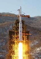 N. Korea erects extended long-range missile launch pad: Yonhap