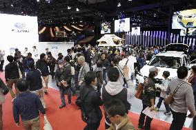 45th Tokyo Motor Show draws crowds