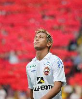 Honda plays against Spartak Moscow