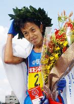 (1)Japan's Ogata wins Fukuoka marathon