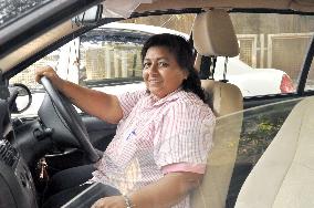 Female taxi driver in Mumbai, India