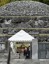 Japanese imperial couple visits late emperor's mausoleum