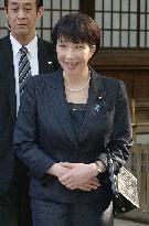 Japan ministers visit Yasukuni a day after Japan-China talks
