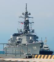 Japan defense vessels make port call in Vietnam