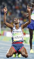 Olympics: Farah wins men's 10,000