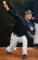 Baseball: Tanaka at Yankees spring training